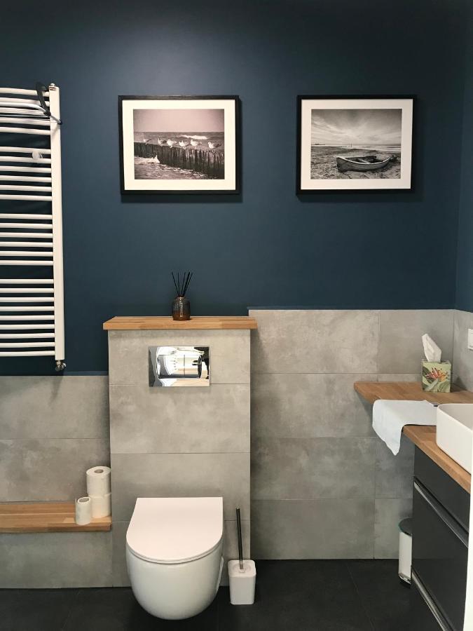 Apartament Holenderski Z Prywatnym Miejscem Postojowym W Garazu コシャリン エクステリア 写真