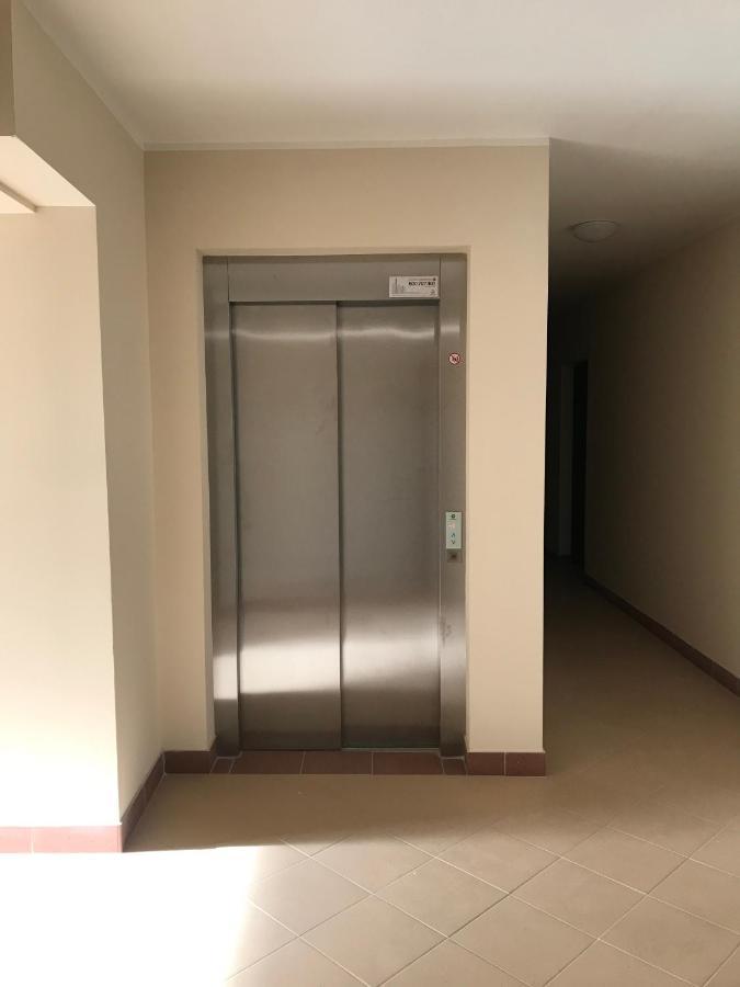 Apartament Holenderski Z Prywatnym Miejscem Postojowym W Garazu コシャリン エクステリア 写真