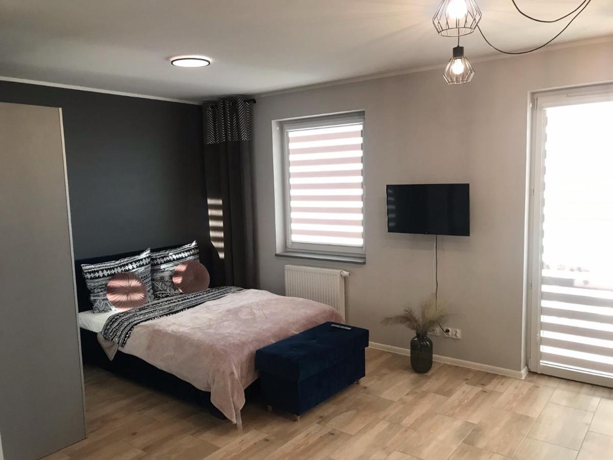 Apartament Holenderski Z Prywatnym Miejscem Postojowym W Garazu コシャリン エクステリア 写真